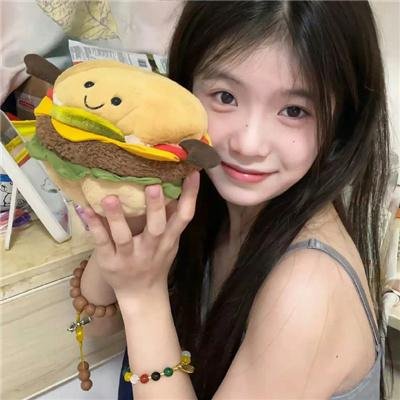 小鱼莉莉